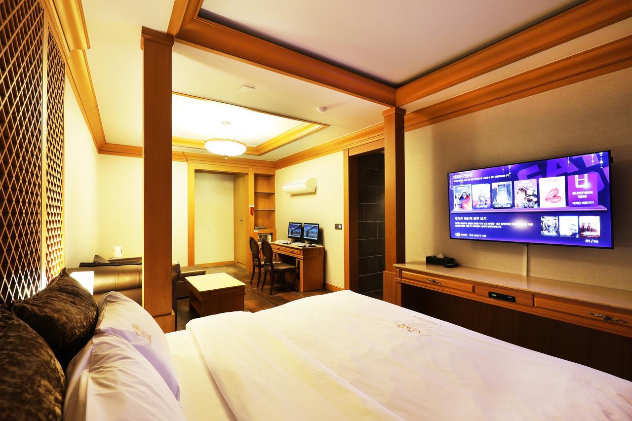 Bucheon Sr Hotel Екстериор снимка