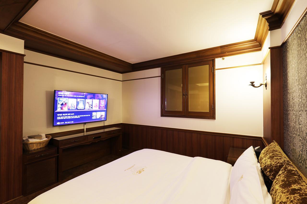 Bucheon Sr Hotel Екстериор снимка